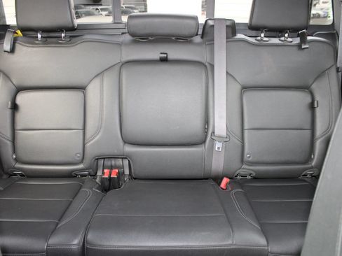 Used 2023 Chevrolet Silverado 1500 LTZ AWD/4WD image 17