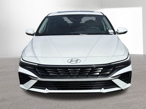 New 2026 Hyundai Elantra SE w/ Cargo Package FWD image 8