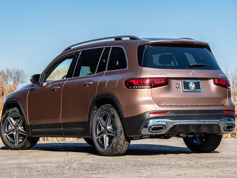 Used 2022 Mercedes-Benz GLB 250 GLB 250 image 9