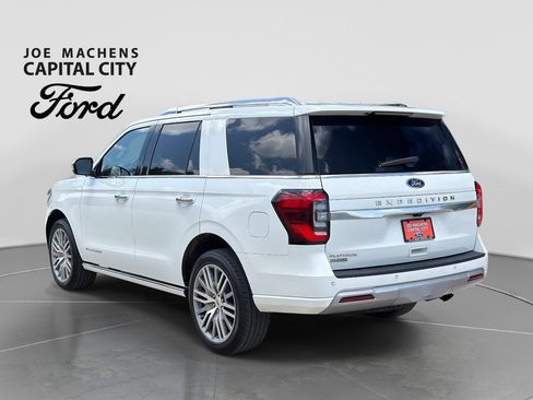 Used 2022 Ford Expedition Platinum AWD/4WD image 7