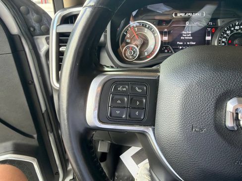 Used 2021 RAM 2500 Laramie w/ Chrome Appearance Group RWD image 13