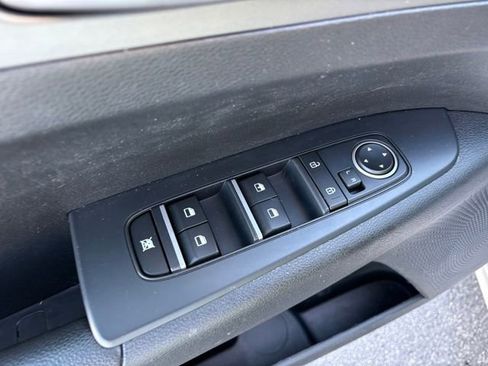 Used 2020 Kia Forte LXS image 24