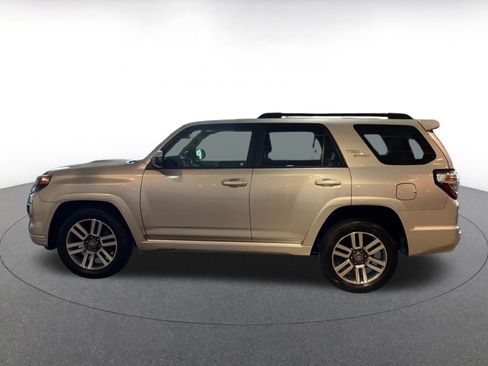 Used 2024 Toyota 4Runner TRD Sport image 9