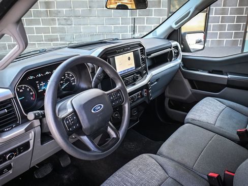 Used 2021 Ford F150 XLT image 9