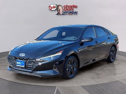 Certified 2023 Hyundai Elantra SEL