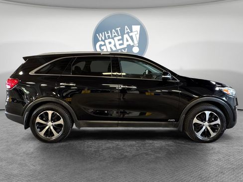 Used 2016 Kia Sorento EX w/ EX Premium Package AWD/4WD image 2