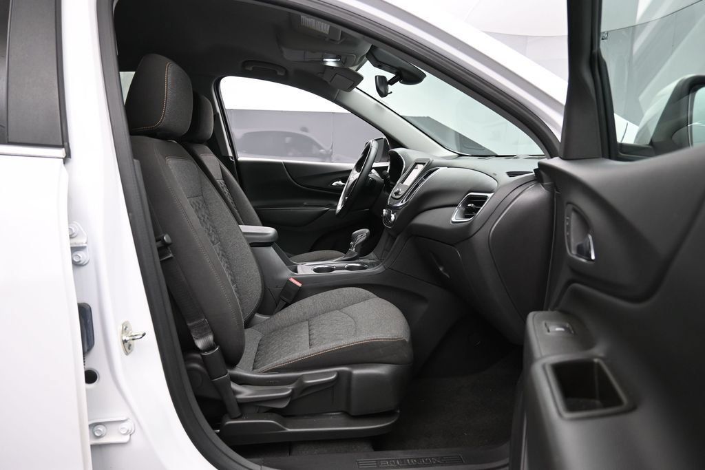 Used 2024 Chevrolet Equinox LT AWD/4WD image 27