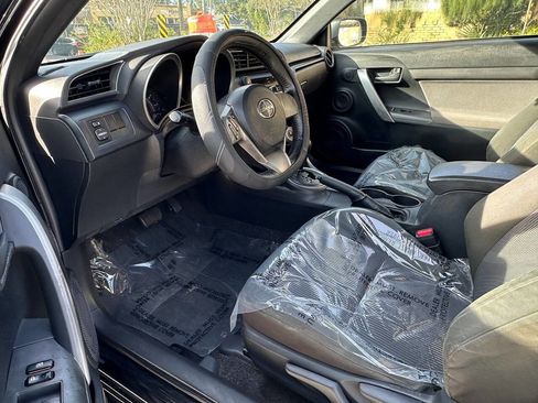 Used 2012 Scion tC image 9