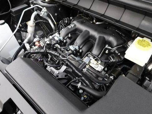 New 2026 Nissan Pathfinder Platinum image 32