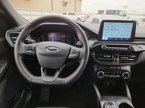Used 2025 Ford Escape ST-Line FWD image 10