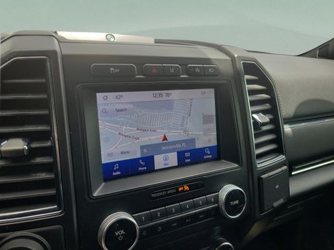 Used 2020 Ford Expedition Limited w/ Equipment Group 302A RWD image 28