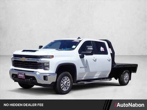 Used 2024 Chevrolet Silverado 2500 LT w/ Convenience Package AWD/4WD image 1