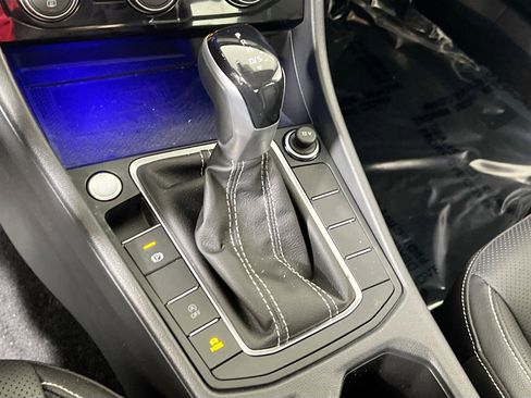 Used 2022 Volkswagen Jetta SEL image 17