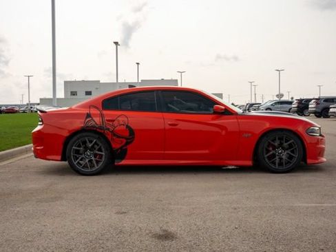Used 2017 Dodge Charger R/T Scat Pack w/ Beats Audio Group RWD image 8
