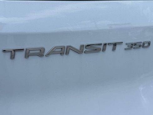 Used 2023 Ford Transit 350 XLT RWD image 4