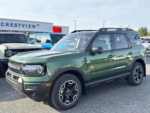 New 2025 Ford Bronco Sport Outer Banks w/ Outer Banks Tech Package+ AWD/4WD image 9