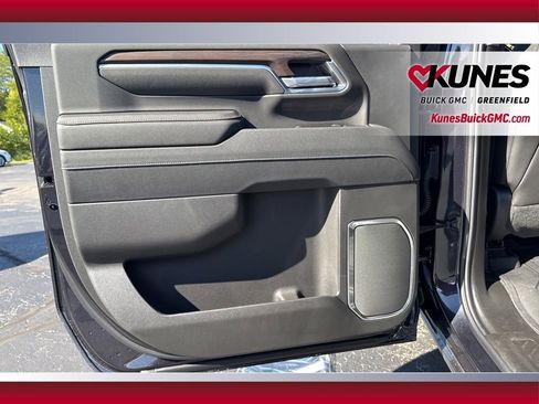 New 2025 GMC Sierra 3500 SLT AWD/4WD image 44