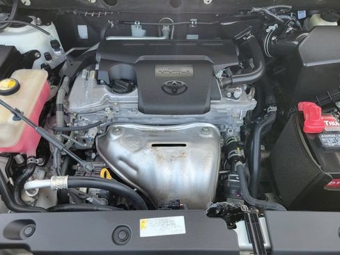 Used 2016 Toyota RAV4 XLE FWD image 27
