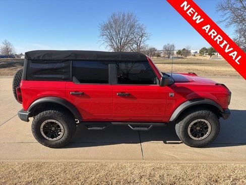 Used 2022 Ford Bronco Big Bend w/ Sasquatch Package image 2