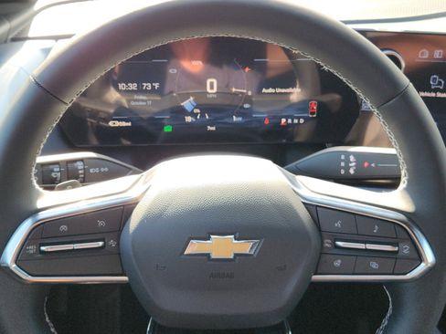 New 2026 Chevrolet Equinox EV LT image 15