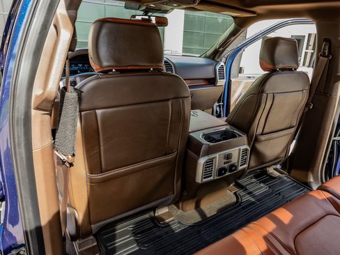 Used 2019 Ford F150 King Ranch w/ Equipment Group 601A Luxury AWD/4WD image 31