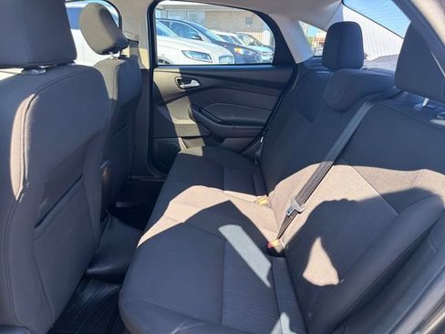 Used 2016 Ford Focus SE w/ SE Sport Package FWD image 27