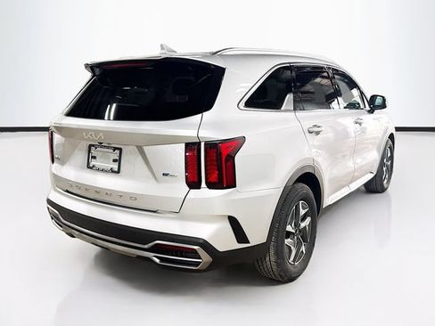Used 2022 Kia Sorento S AWD/4WD image 7