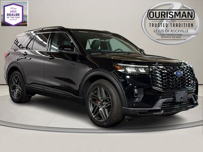 Used 2025 Ford Explorer ST