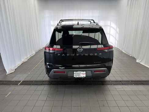 New 2026 Nissan Pathfinder Platinum FWD image 6