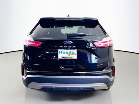 Used 2023 Ford Edge SEL image 8