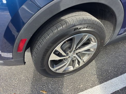 Used 2022 Buick Envision Essence w/ Technology Package I image 7