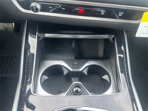 New 2026 BMW X7 xDrive40i w/ M Sport Package image 18