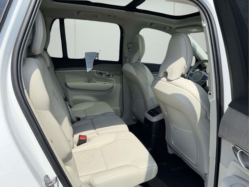 Used 2024 Volvo XC90 T8 Plus w/ Protection Package AWD/4WD image 12