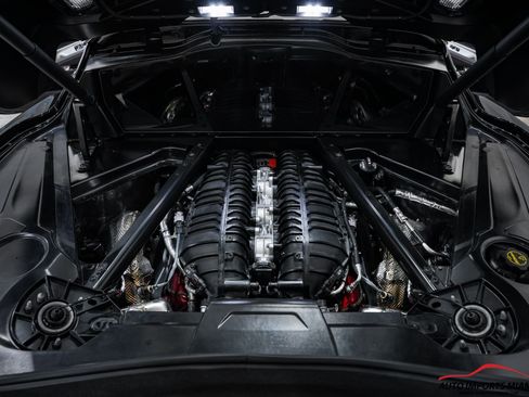 Used 2025 Chevrolet Corvette Z06 RWD image 54