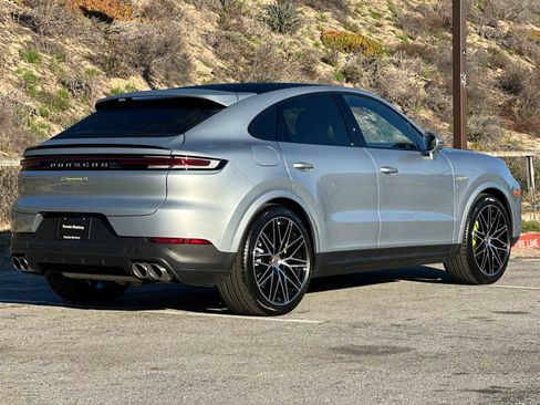New 2026 Porsche Cayenne S AWD/4WD image 7