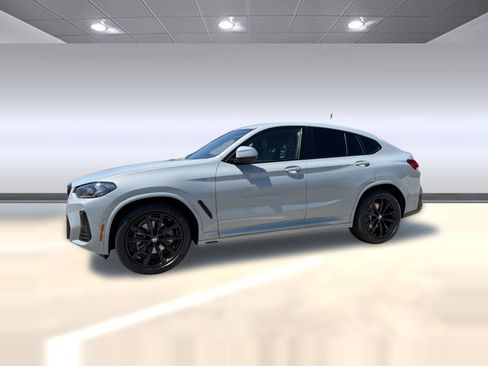 Used 2025 BMW X4 xDrive30i w/ Premium Package AWD/4WD image 24
