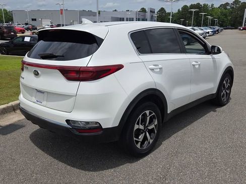 Used 2021 Kia Sportage LX FWD image 12