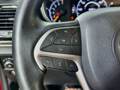 Used 2019 Jeep Grand Cherokee High Altitude RWD image 23