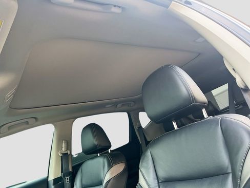 Used 2020 Nissan Murano Platinum w/ Cargo Package image 23