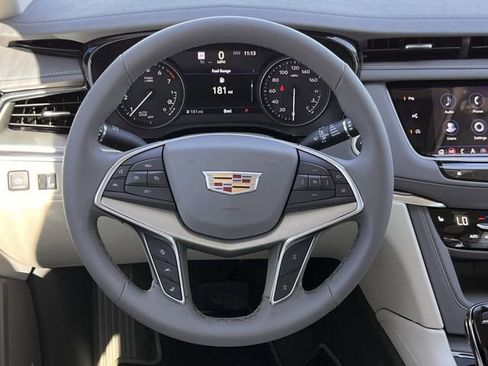 New 2025 Cadillac XT5 Premium Luxury FWD image 11