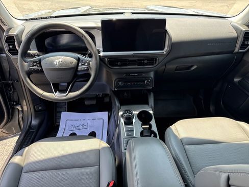 Used 2025 Ford Bronco Sport Badlands AWD/4WD image 14