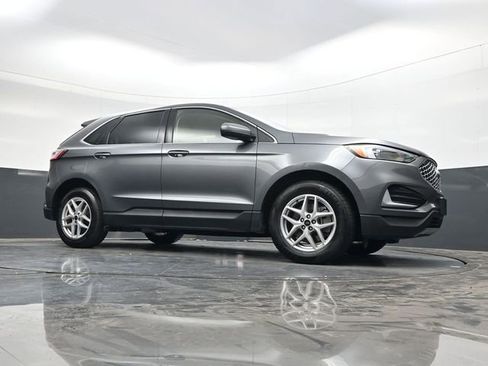 Used 2024 Ford Edge SEL image 26