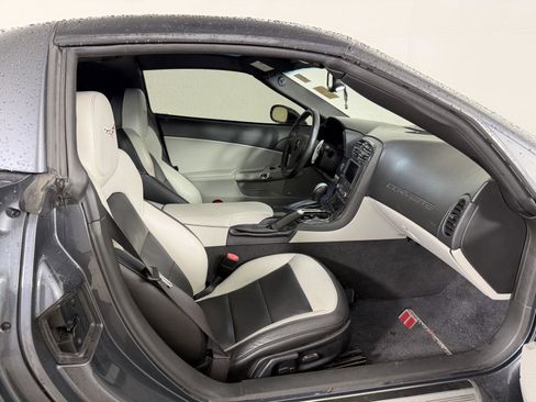 Used 2012 Chevrolet Corvette Grand Sport w/ 2LT Preferred Equipment Group RWD image 14