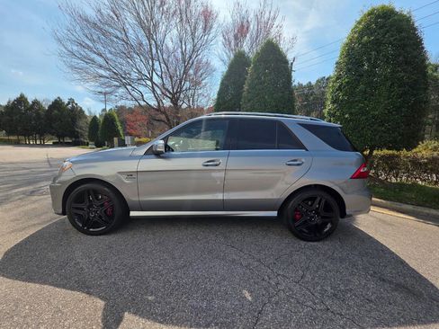Used 2013 Mercedes-Benz ML 63 AMG 4MATIC image 2
