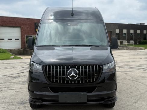 Used 2020 Mercedes-Benz Sprinter 2500 image 2