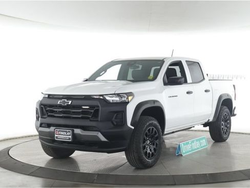 Used 2026 Chevrolet Colorado Trail Boss AWD/4WD image 10