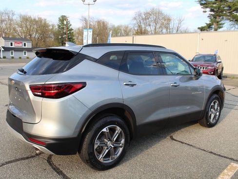 Used 2023 Chevrolet Blazer LT image 24