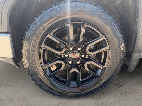 Used 2020 GMC Sierra 1500 Elevation w/ Elevation Value Package AWD/4WD image 15