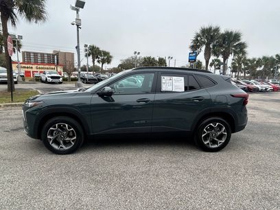 Used 2025 Chevrolet Trax LT w/ LT Convenience Package