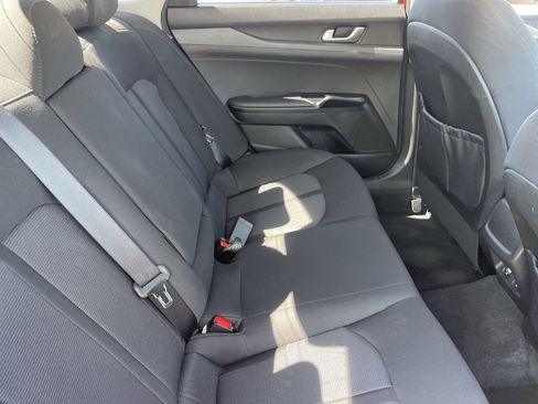 Used 2023 Kia K5 LXS FWD image 12